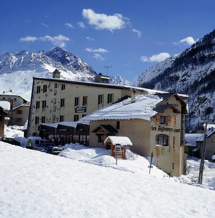 Les Agneaux Hotel Villar-dʼArène Kültér fotó